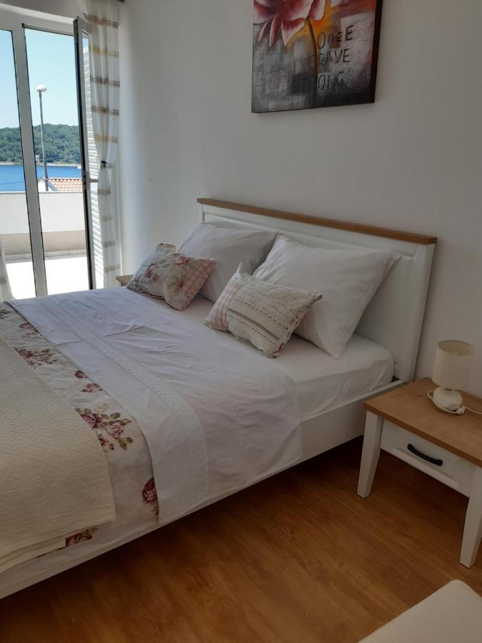 Apartments Zerjav Мали-Лошинь Экстерьер фото